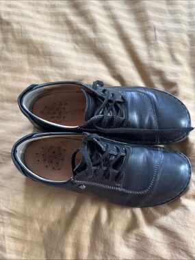 Finn Comfort Black Leather Lace-Up Derby Shoes